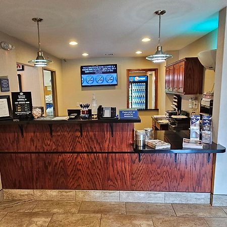 Cobblestone Inn&Suites - Clintonville Extérieur photo